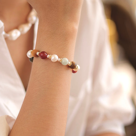 Zahara Bracelet - 10mm AA Freshwater Pearl