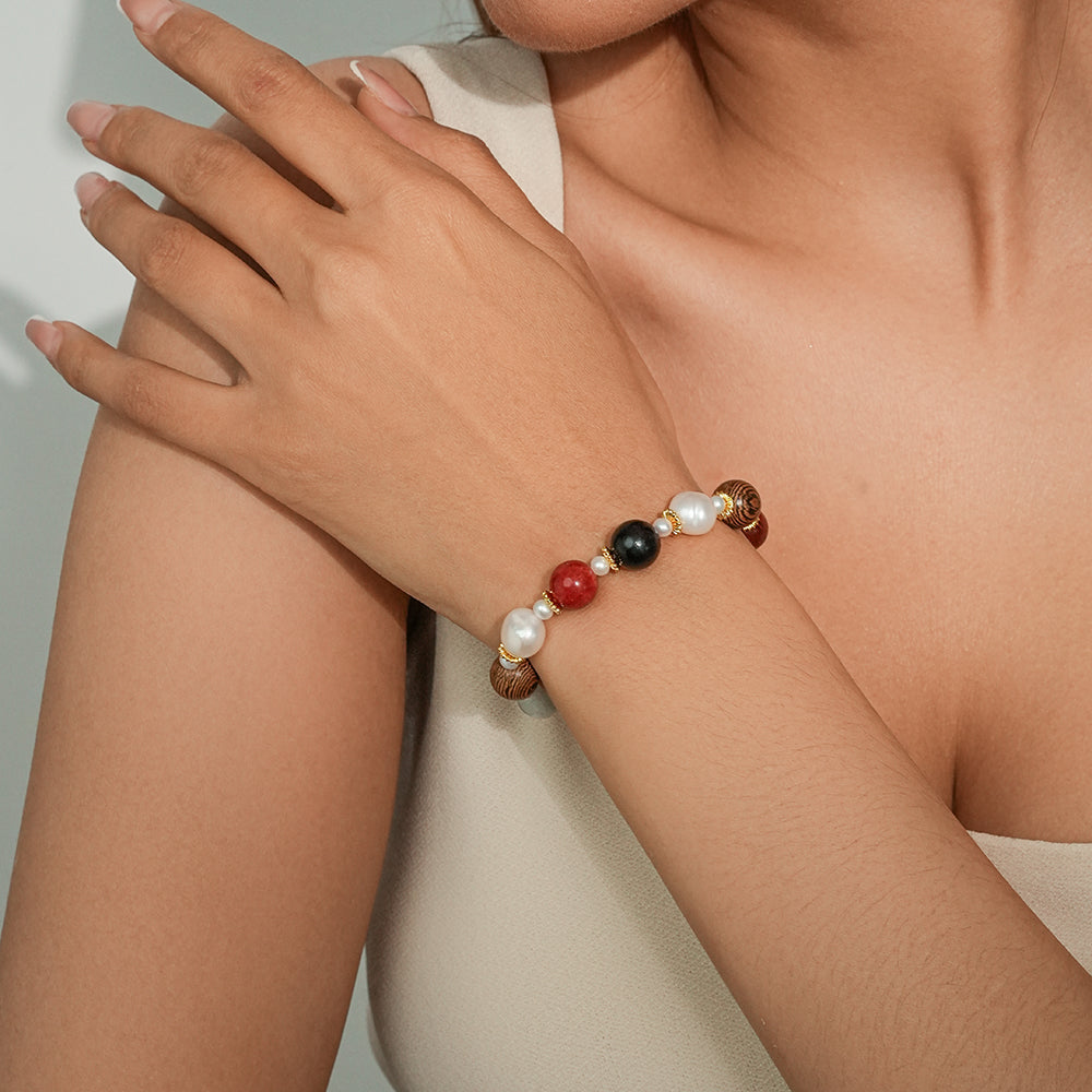 Zahara Bracelet - 10mm AA Freshwater Pearl